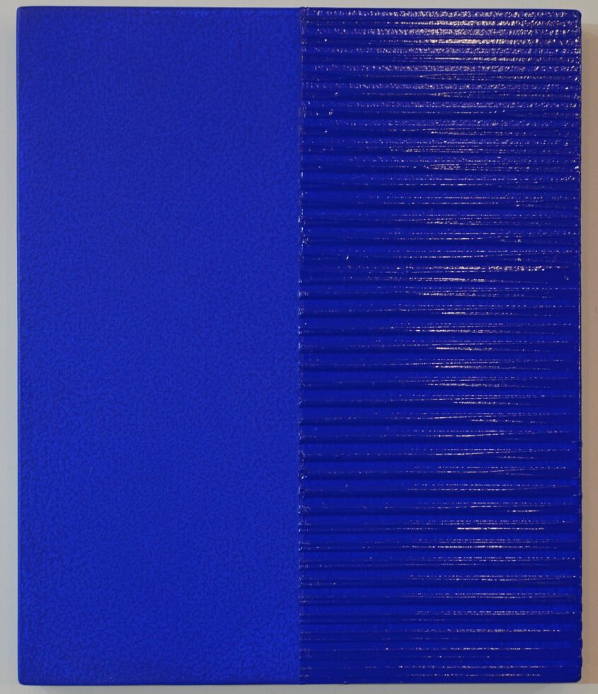 painting blue structured